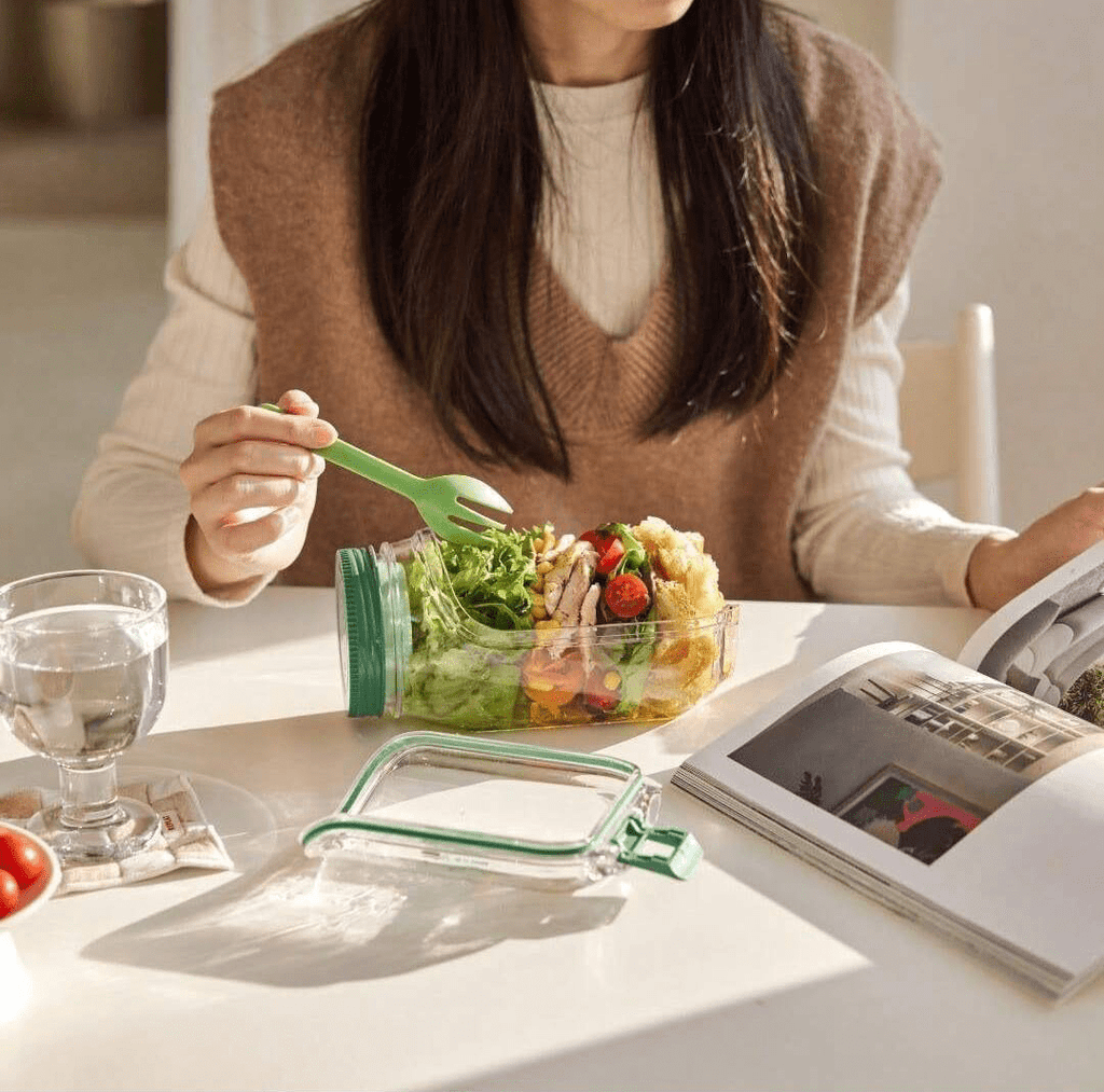 Ultimate Salad Jar with Side Opening - 34 oz Leak-Proof Container for Fresh Meals on the Go, Perfect for Microwaving, Dishwashing, and Refrigeration